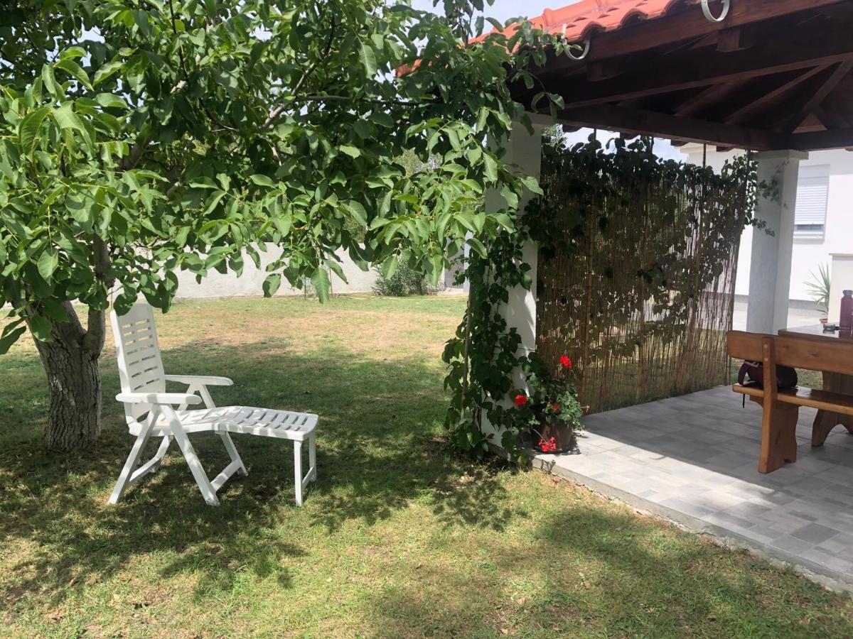 Holiday Home Visnja 닌 외부 사진