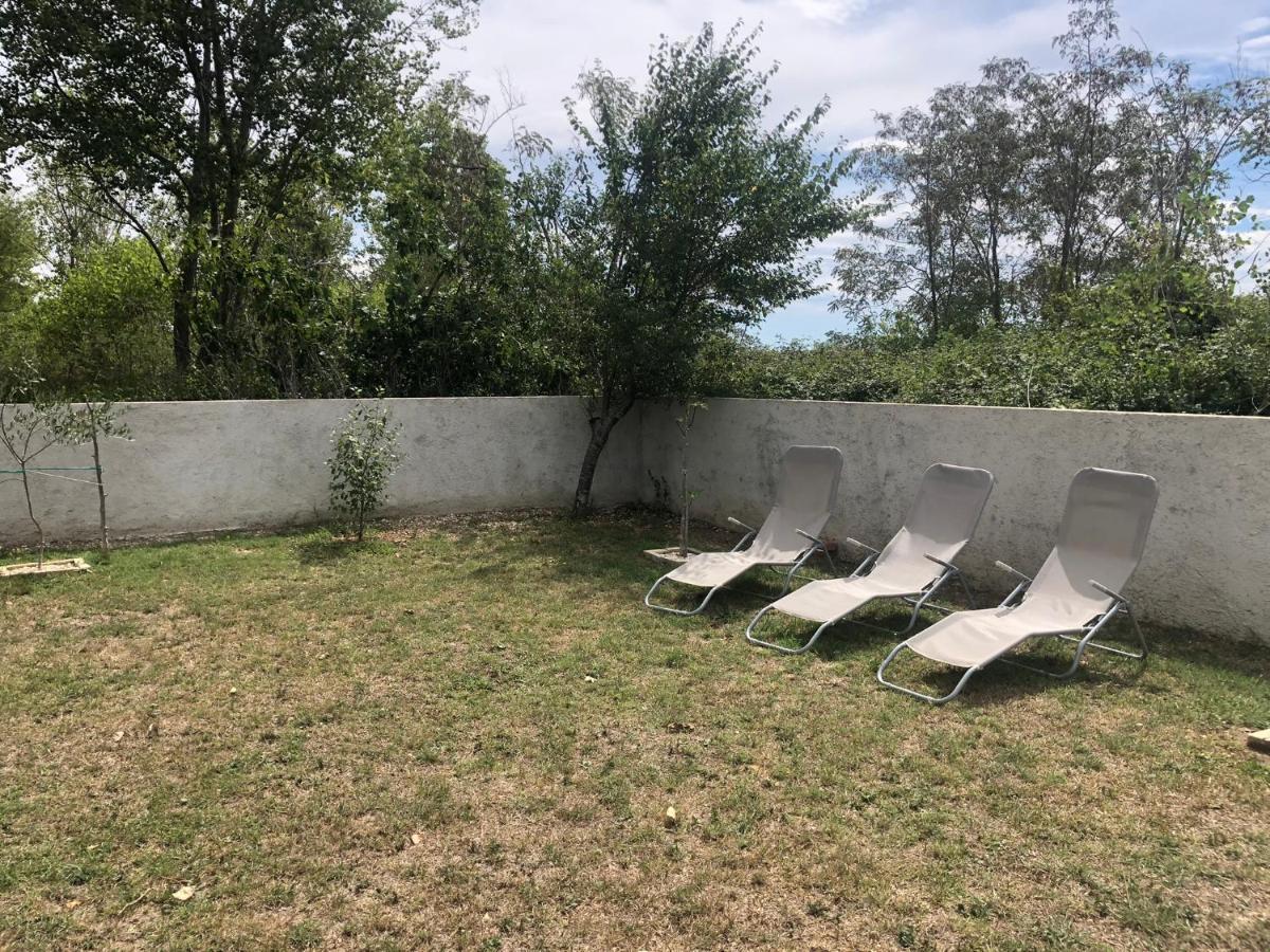Holiday Home Visnja 닌 외부 사진