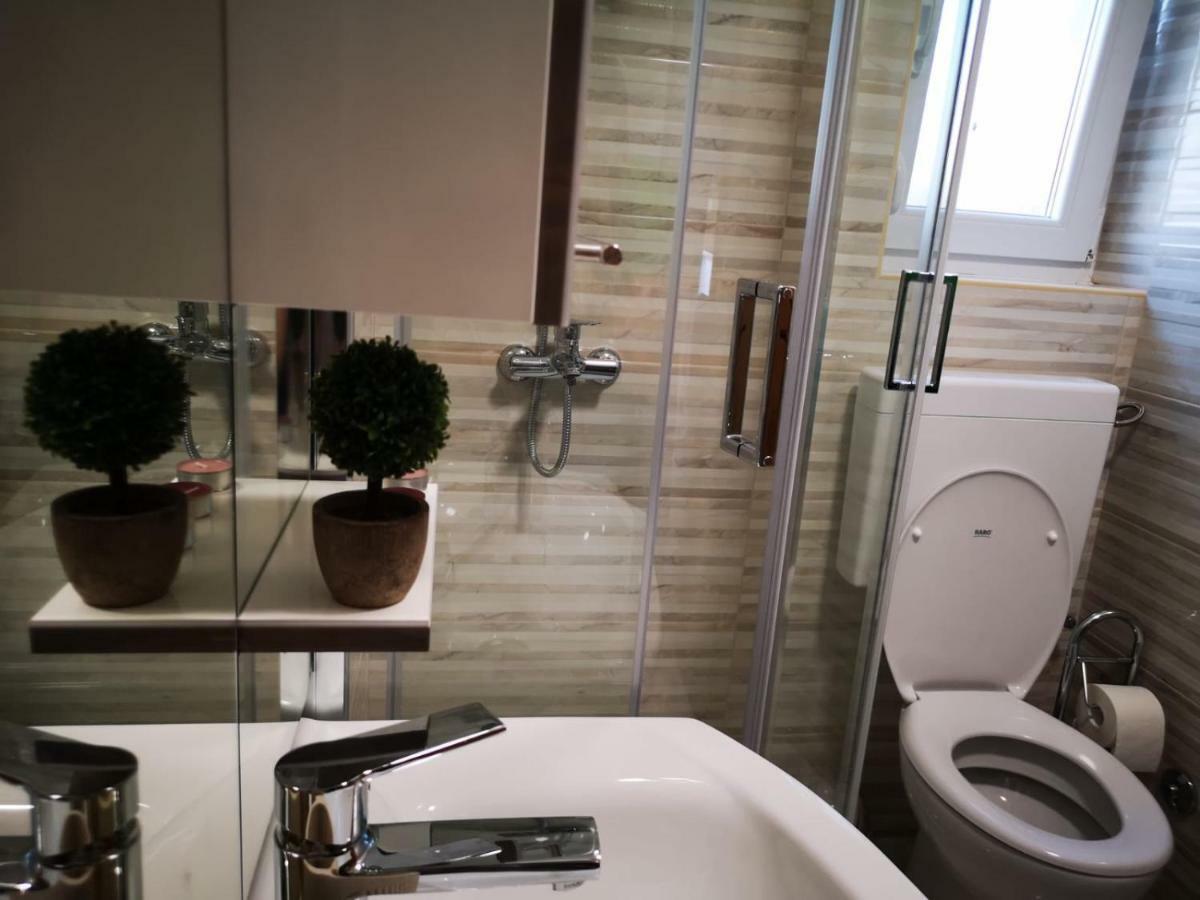 Holiday Home Visnja 닌 외부 사진